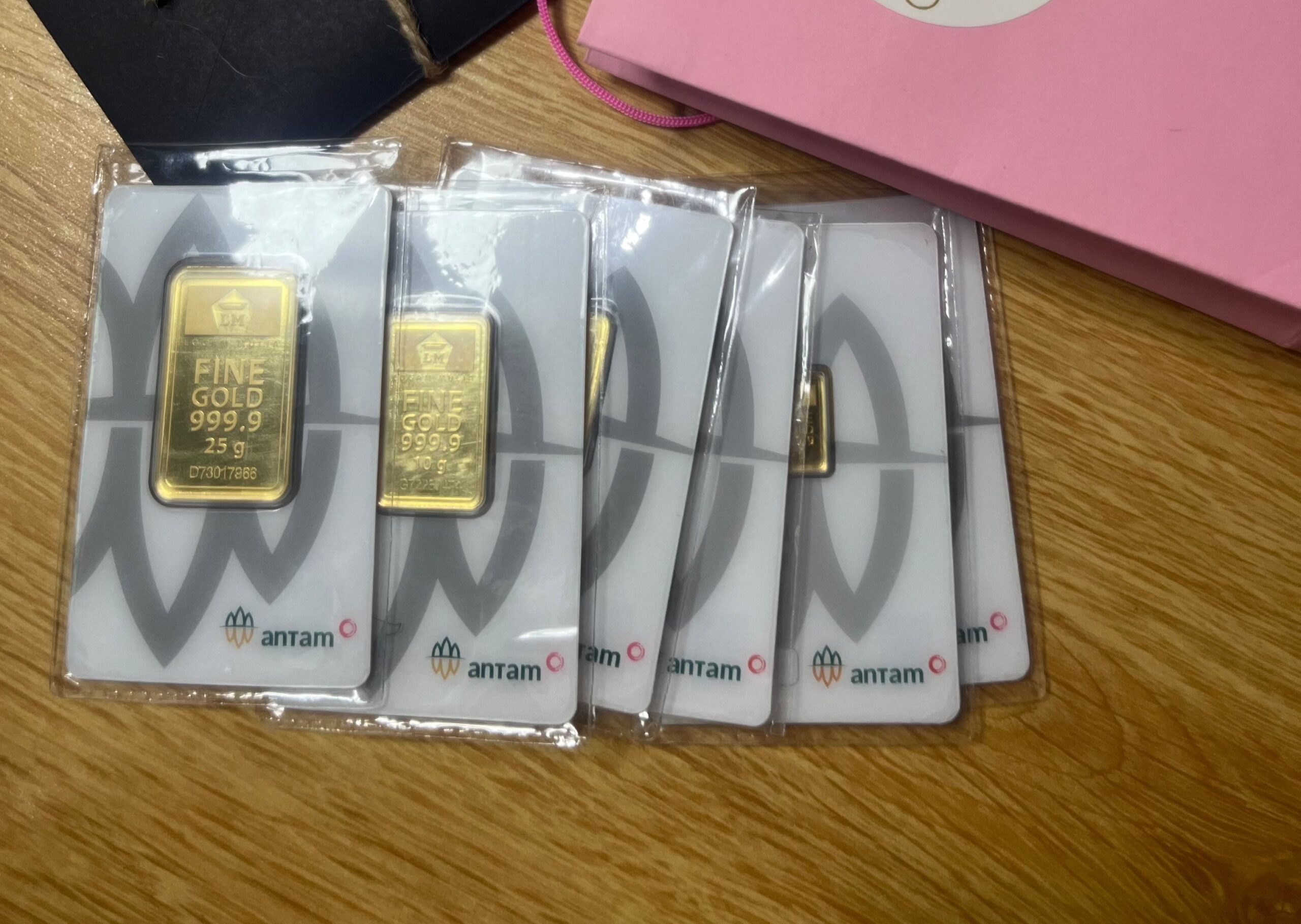 Harga Emas Antam, UBS, dan Galeri24 Bertahan Stabil pada 22 September 2025
