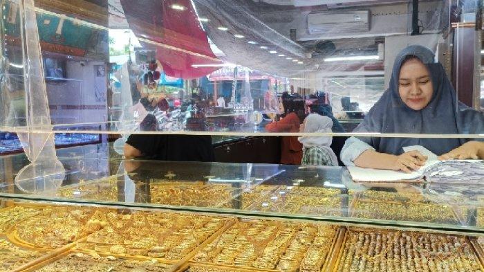Harga Emas Perhiasan Selasa, 2 September 2025: Tren Naik di Laku Emas, Raja Emas, dan Hartadinata Abadi