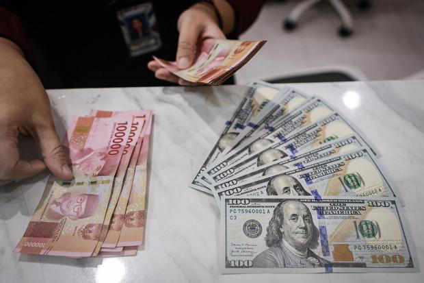 Dolar AS Melemah ke Rp16.579, Rupiah Perlahan Menguat