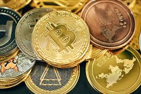 Perdebatan Panas: Peter Schiff Tegaskan ﻿Bitcoin Gagal sebagai “Emas Digital”, Ditantang oleh Mantan Bos Binance